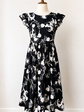 MAGRO Black White Floral Midi Dress EU 38 US Small Flutter Sleeve Fit Flare